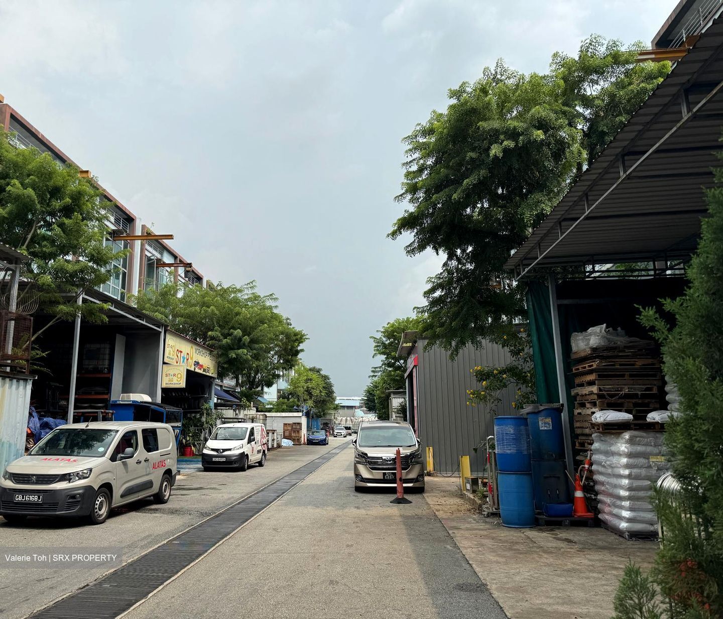 Enterprise Hub (D22), Factory #492017521